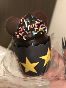 mickey cupcake